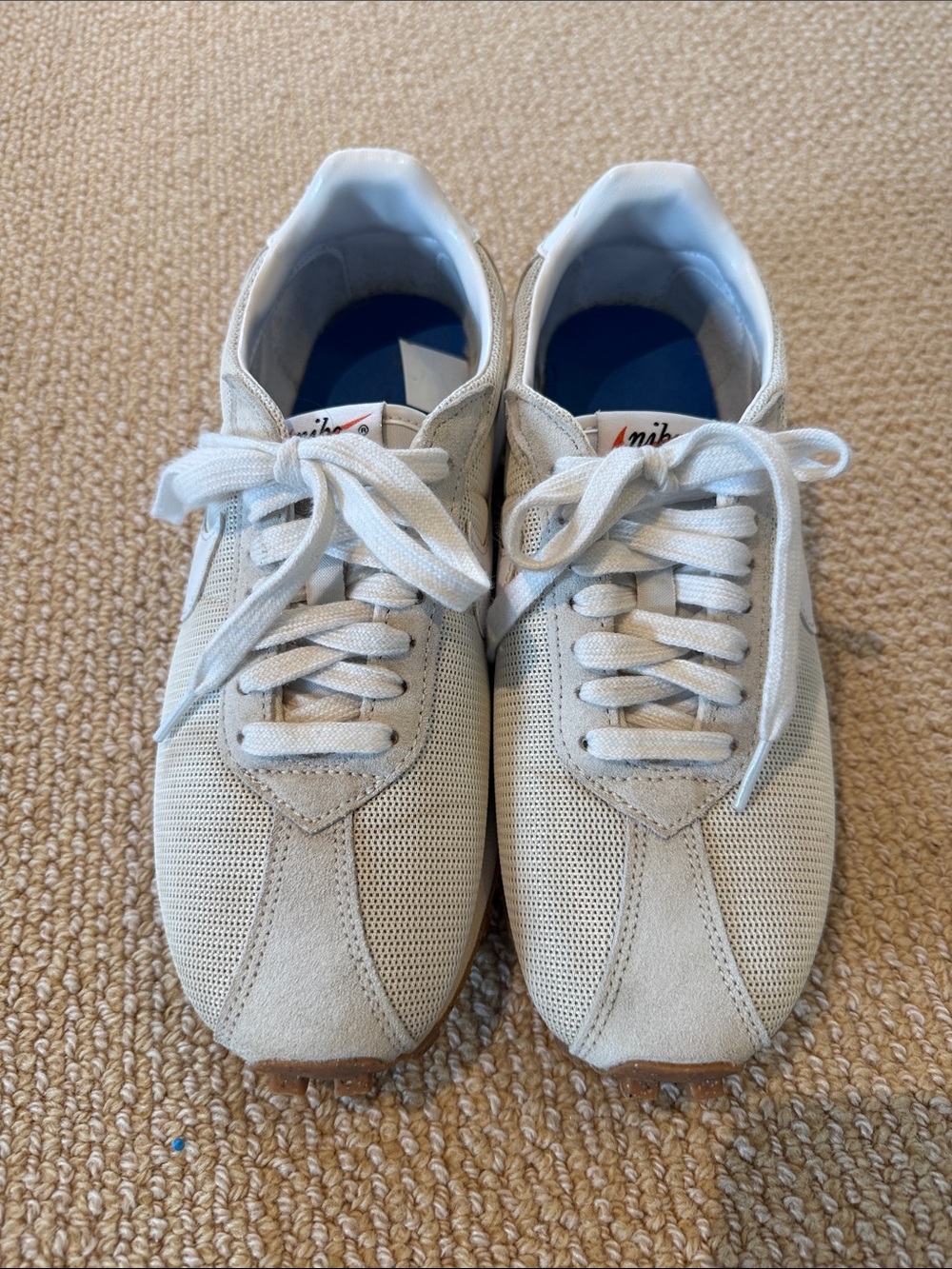 Nike Women LD-1000 size 9 cream/white